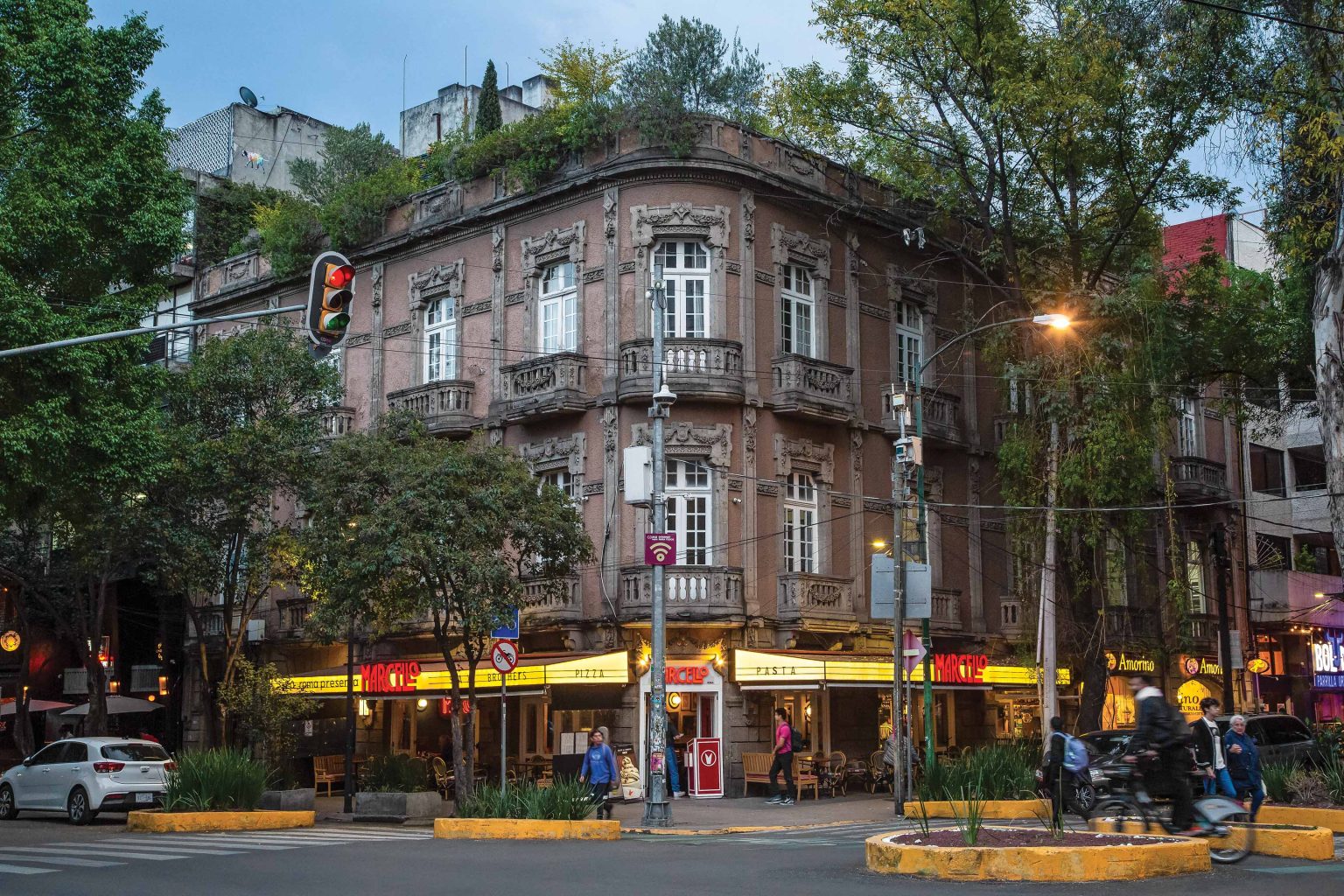 Mexico City business district